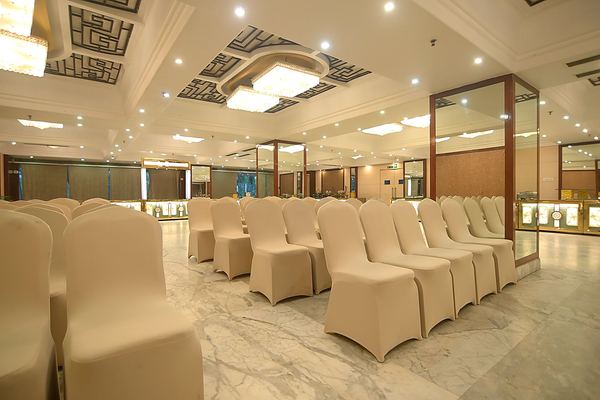 Hotel Trinity Grand
