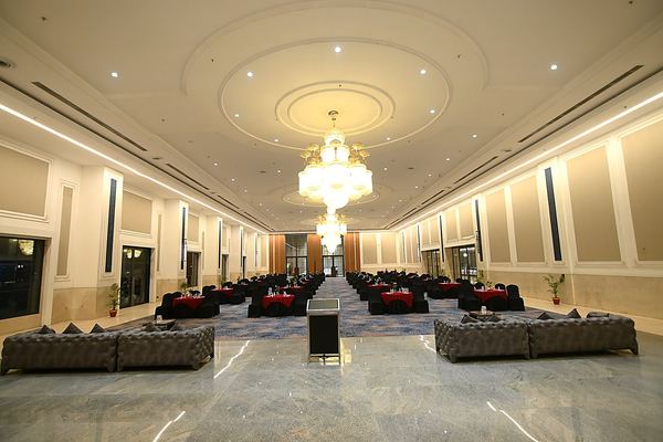 Hotel Trinity Grand